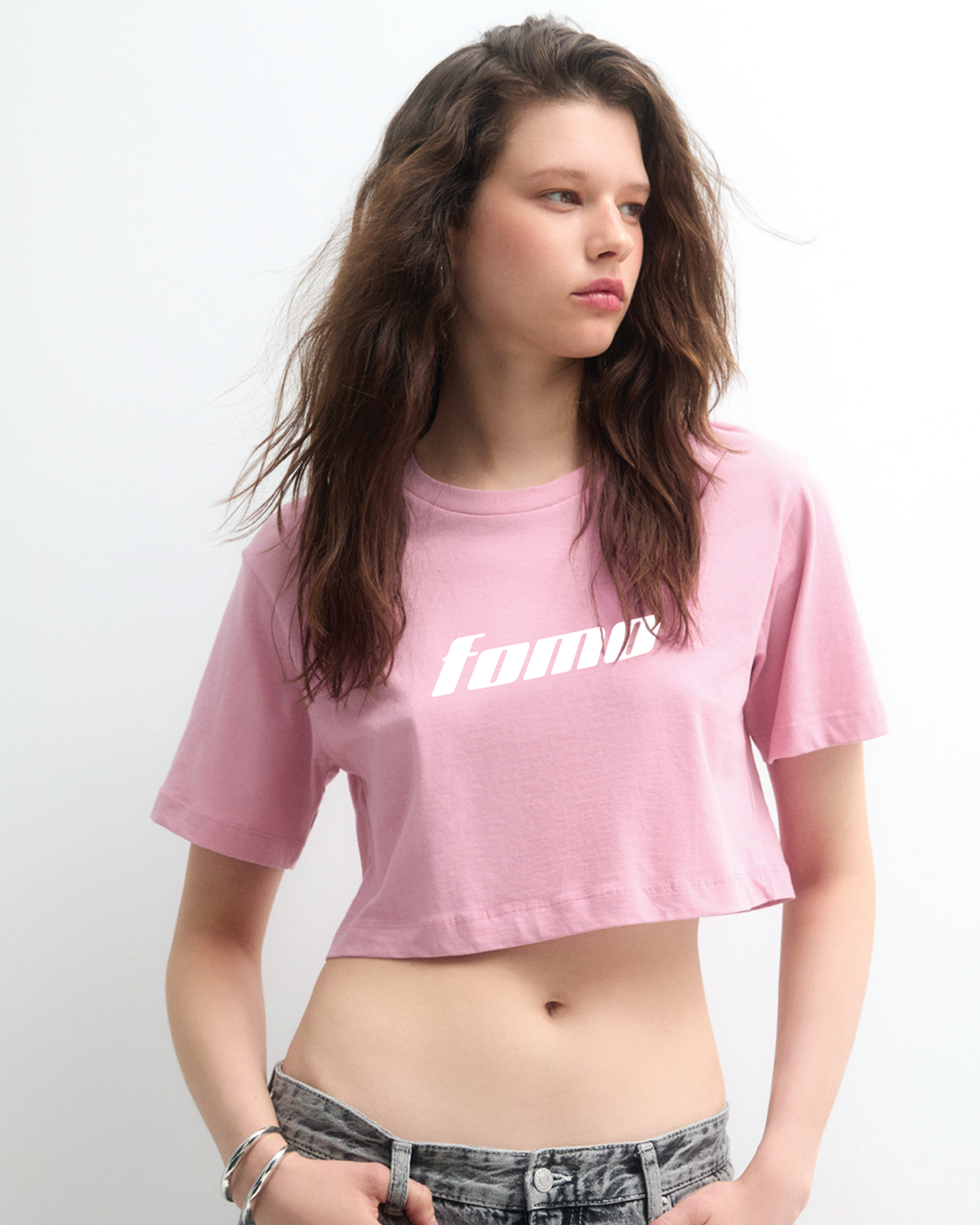 SIGNATURE FOMO BABY TEE