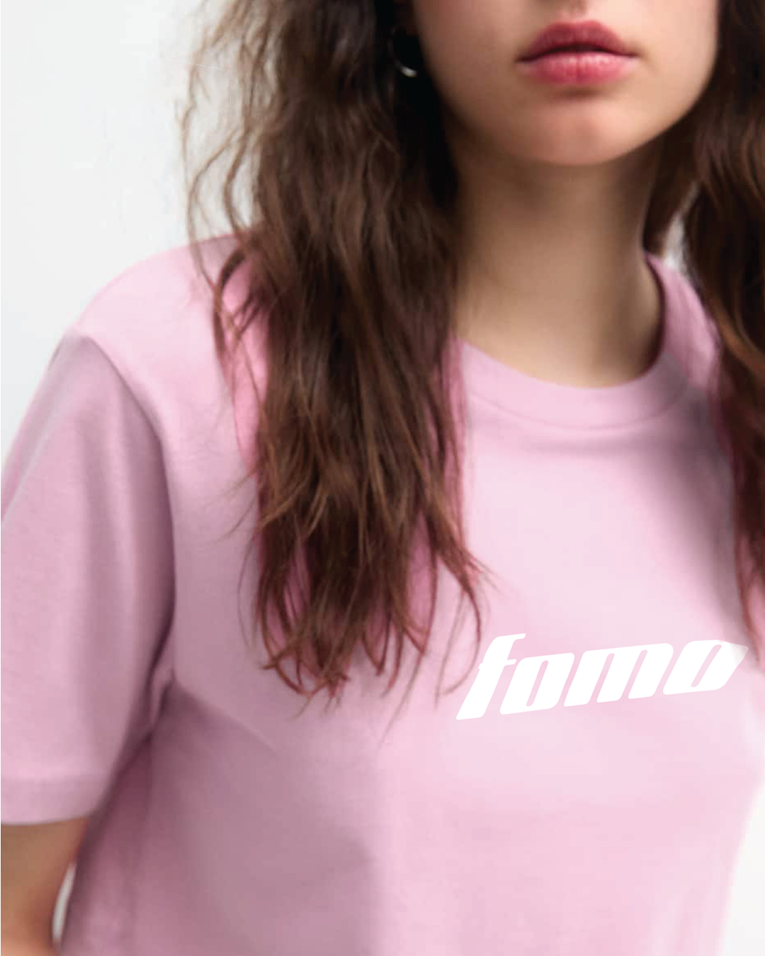 SIGNATURE FOMO BABY TEE